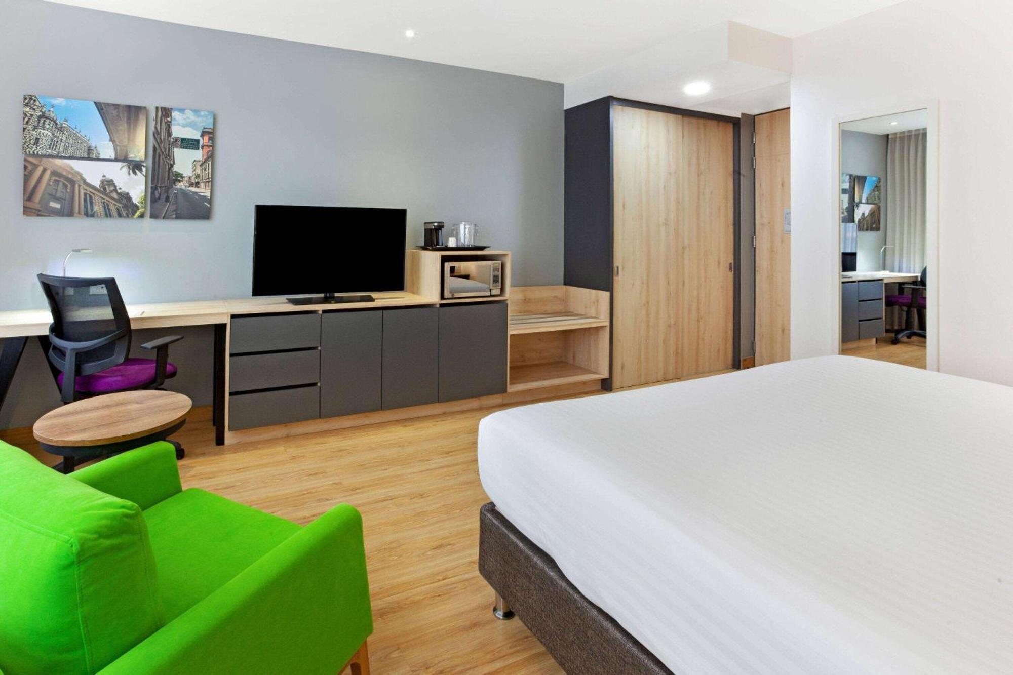 La Quinta By Wyndham Medellin Hotel Eksteriør billede