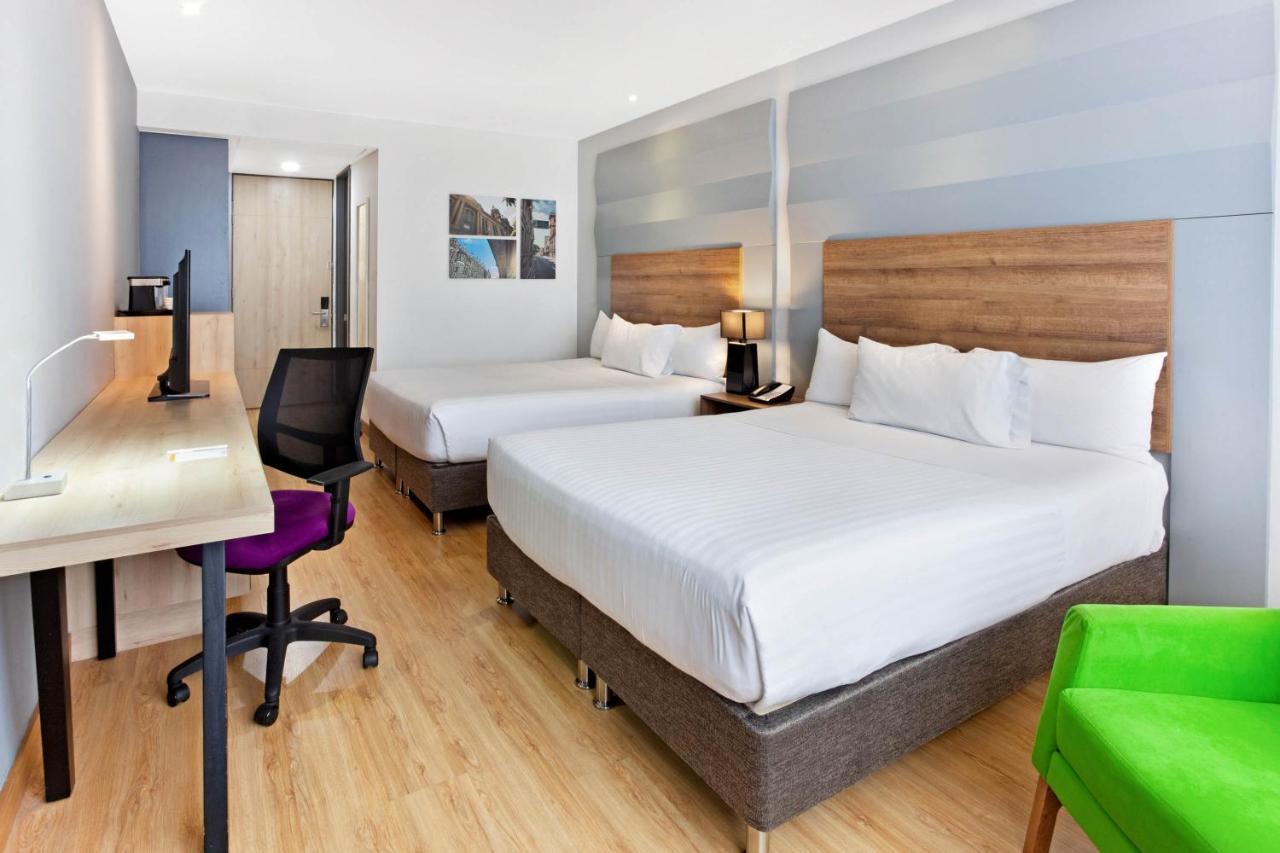 La Quinta By Wyndham Medellin Hotel Eksteriør billede